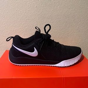 Nike Womens Volleyball Shoes size 8.5